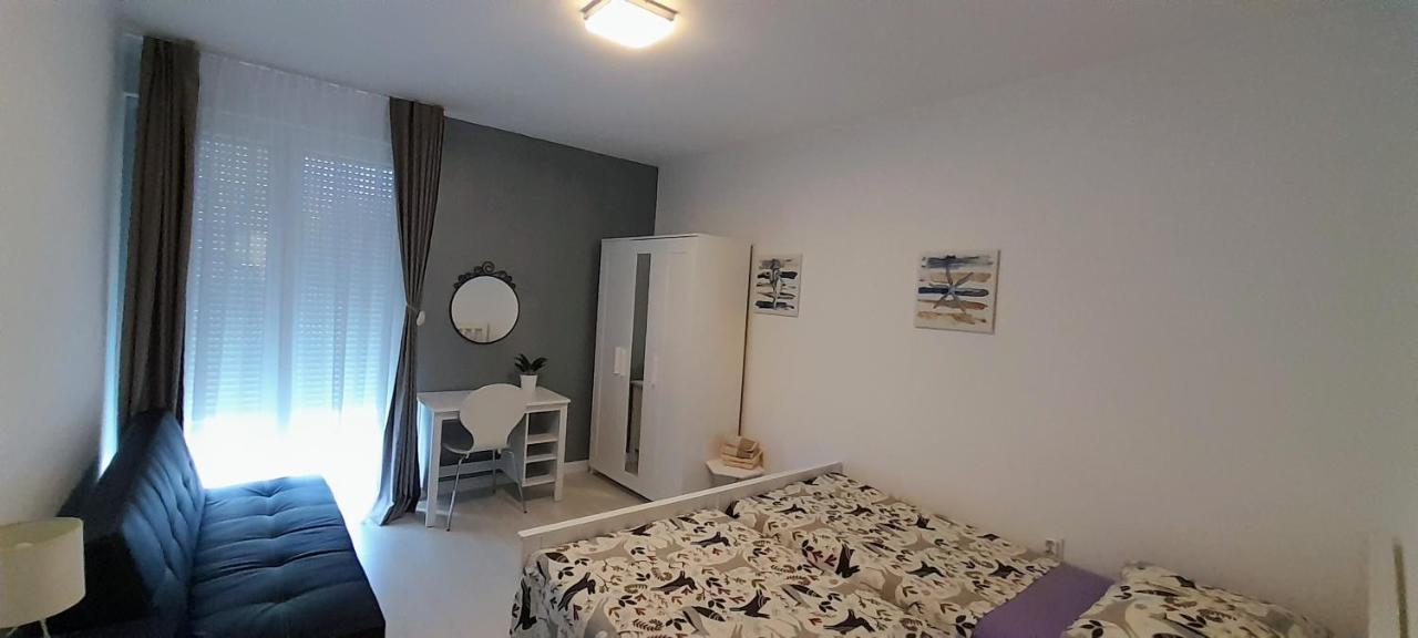 Residential Apartment สปลิท ภายนอก รูปภาพ