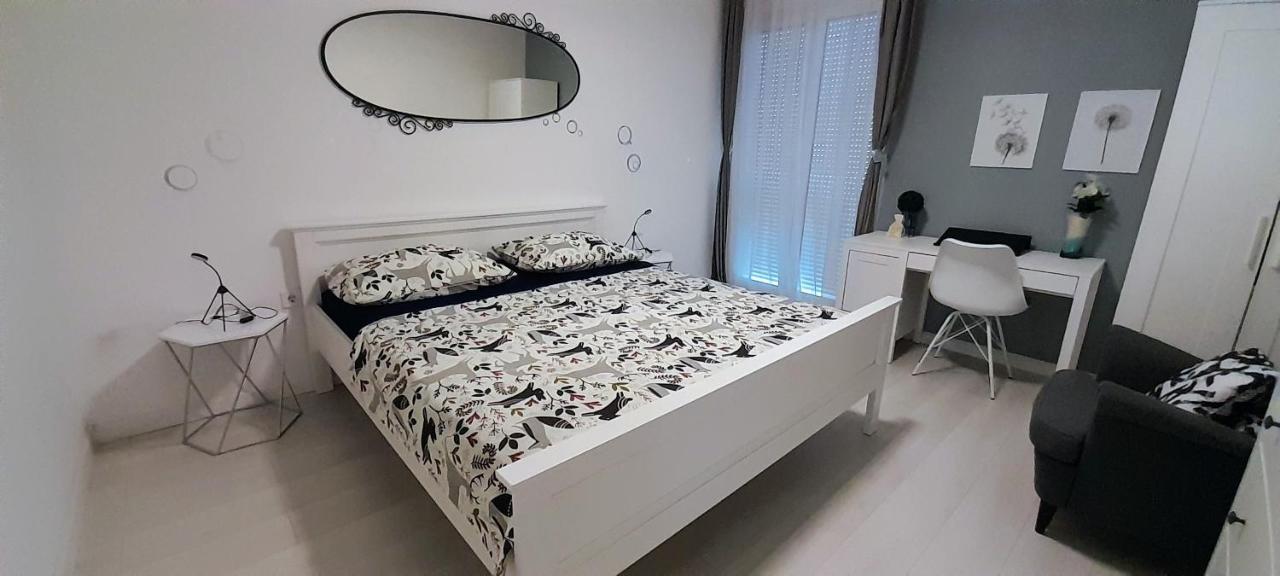 Residential Apartment สปลิท ภายนอก รูปภาพ
